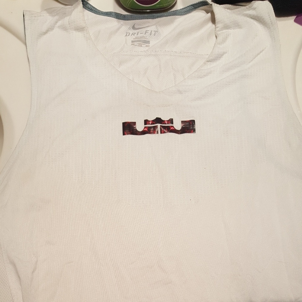 Short sleeve